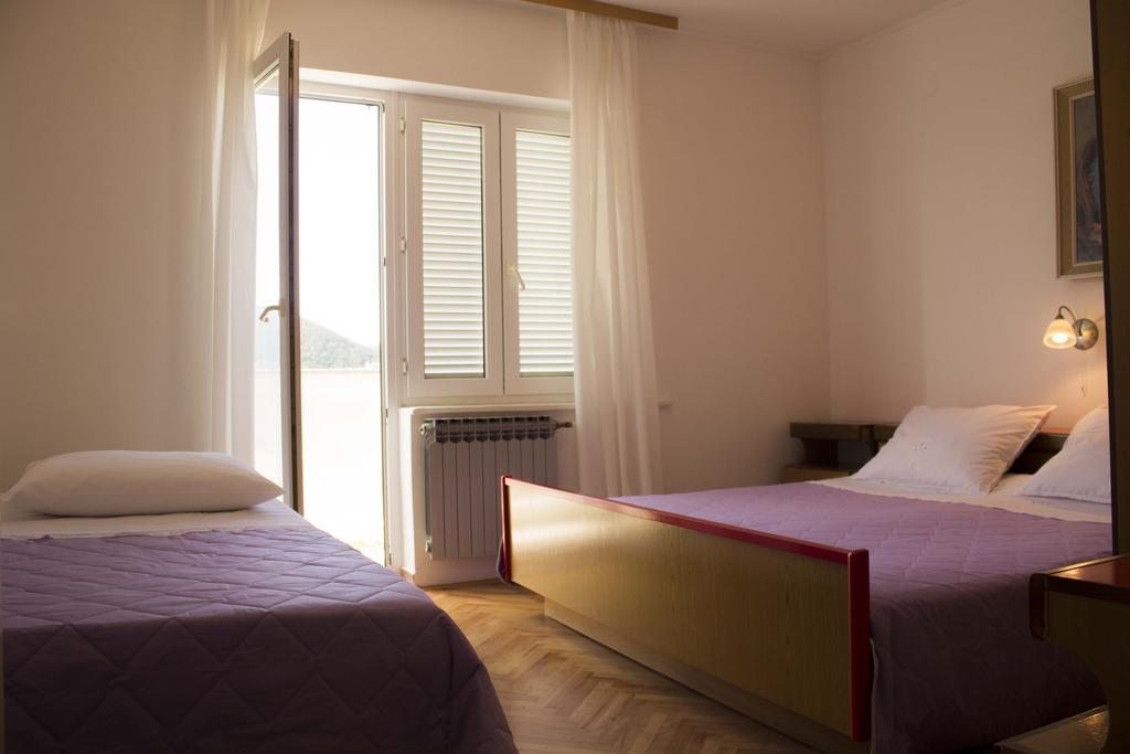 Apartment Gulic Supetarska Draga Eksteriør bilde